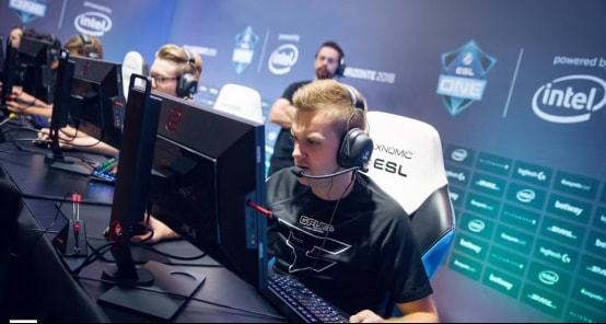 而这样的场 而这样的场