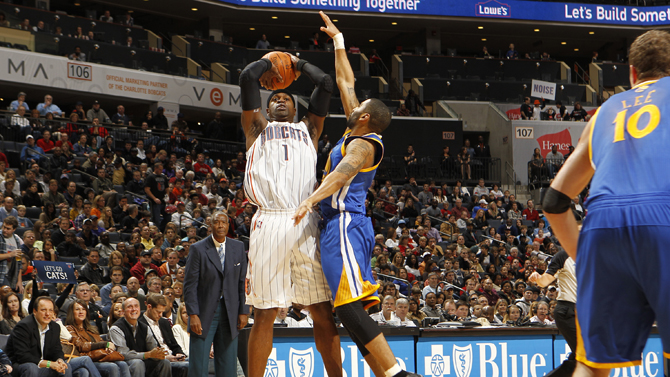 闻也频频曝 闻也频频曝